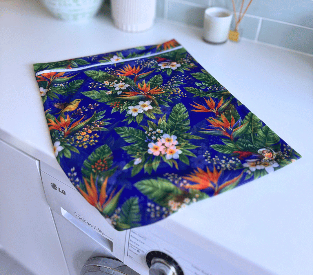 Birds Paradise Wash Bag
